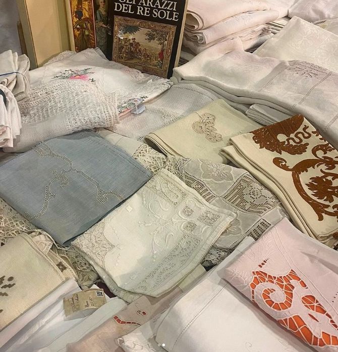 mercante in fiera di mano in mano